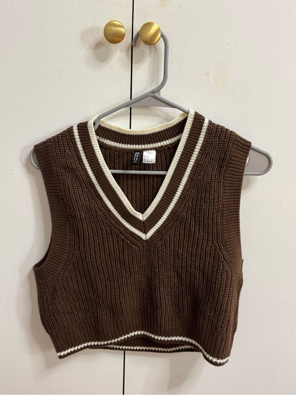 H&M Brown V-Neck Ribbed Sweater Vest with Cream Trim